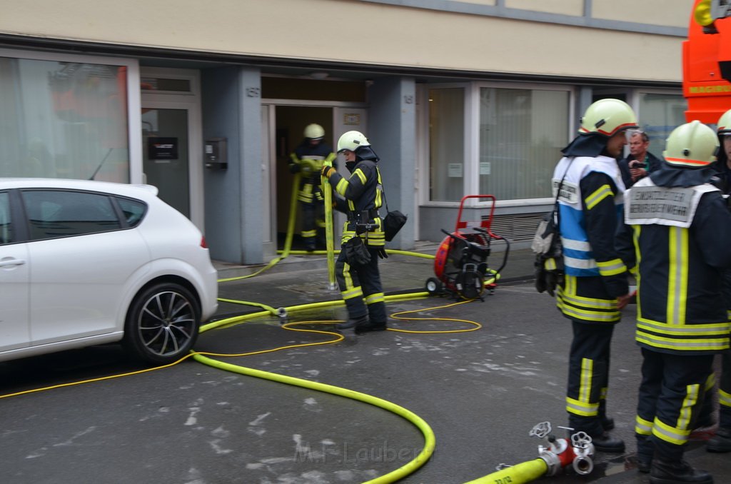 Feuer2Y Koeln Muelheim Windmuehlenstr P155.JPG